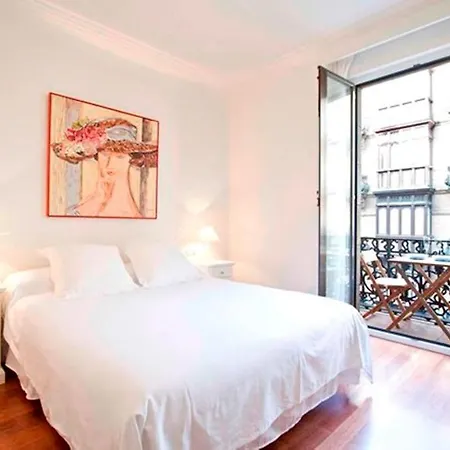 The Rentals Collection | City Centre شقة سان سيباستيان