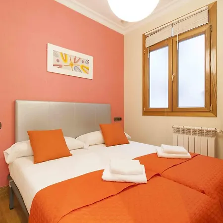 The Rentals Collection | City Centre * سان سيباستيان