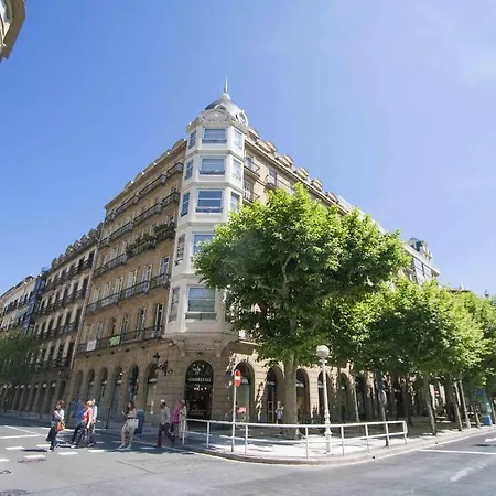 The Rentals Collection | City Centre * سان سيباستيان