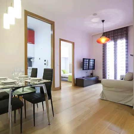 شقة The Rentals Collection | City Centre سان سيباستيان